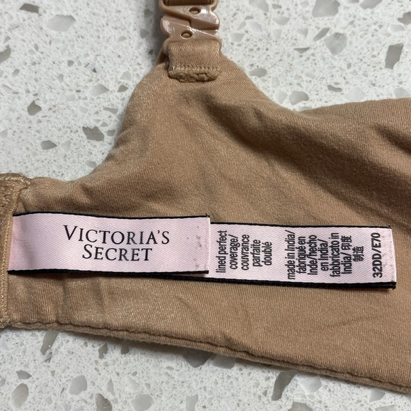 Victoria's Secret Full Coverage Bra, Body by Victoria Size 32DD Nude - Picture 5 of 8